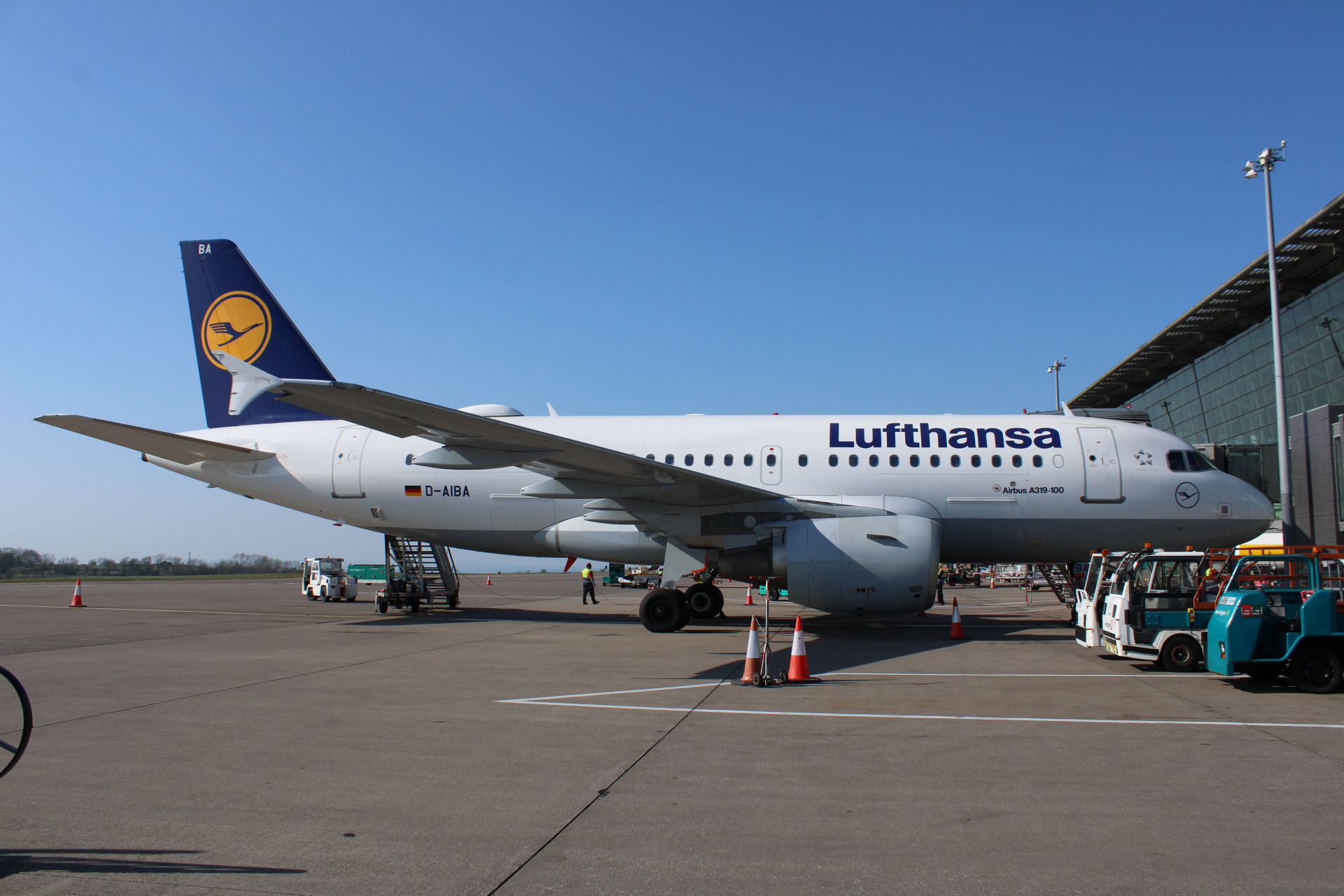 Lufthansa A319 at Cork Airport